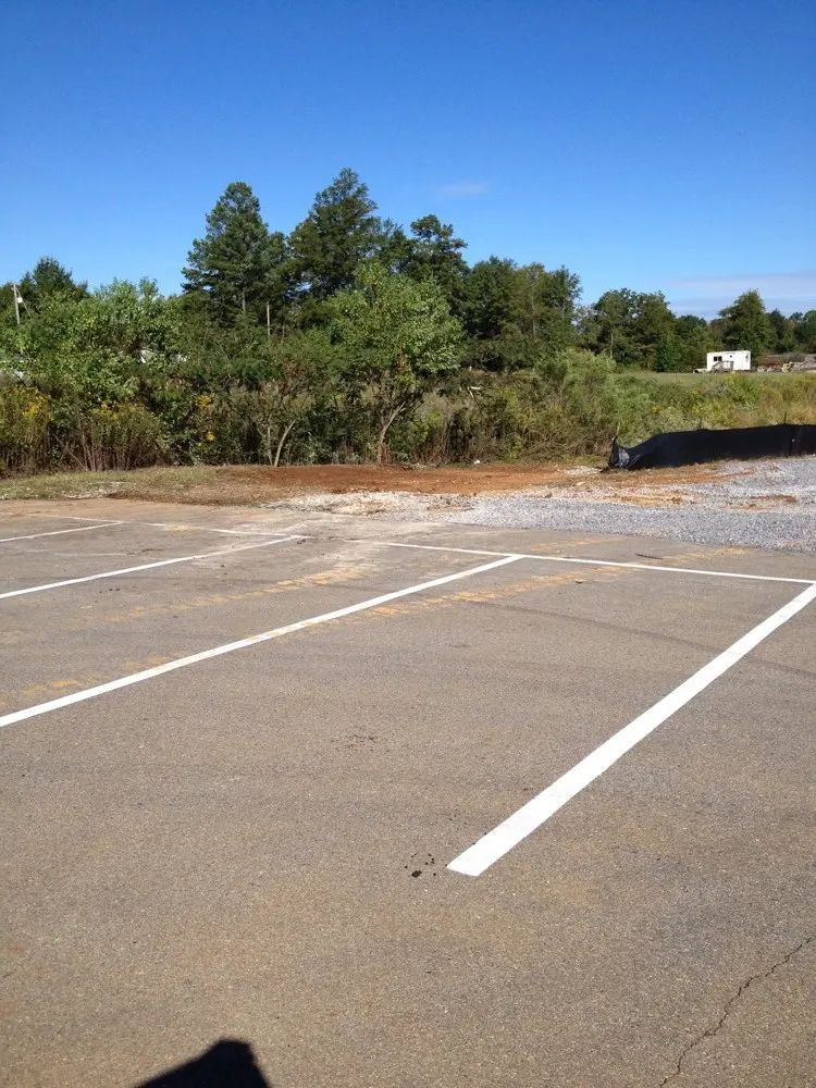 Concrete pad removal in Tuscaloosa, AL — photo 3