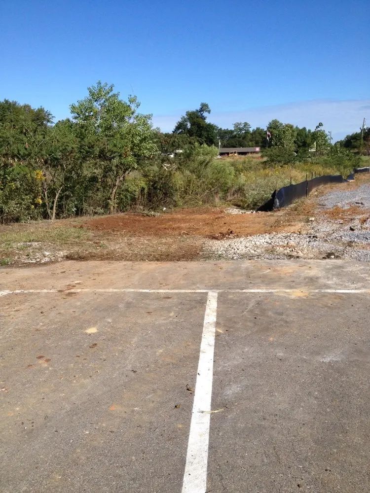 Concrete pad removal in Tuscaloosa, AL — photo 4