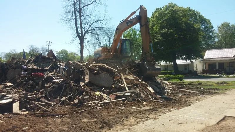 House Demolition in Alabama — photo 2