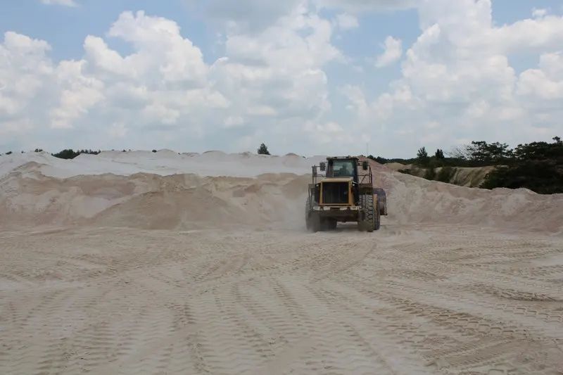 Sand Delivery — photo 4