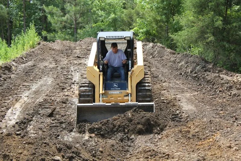 Top soil loading and delivery — photo 8